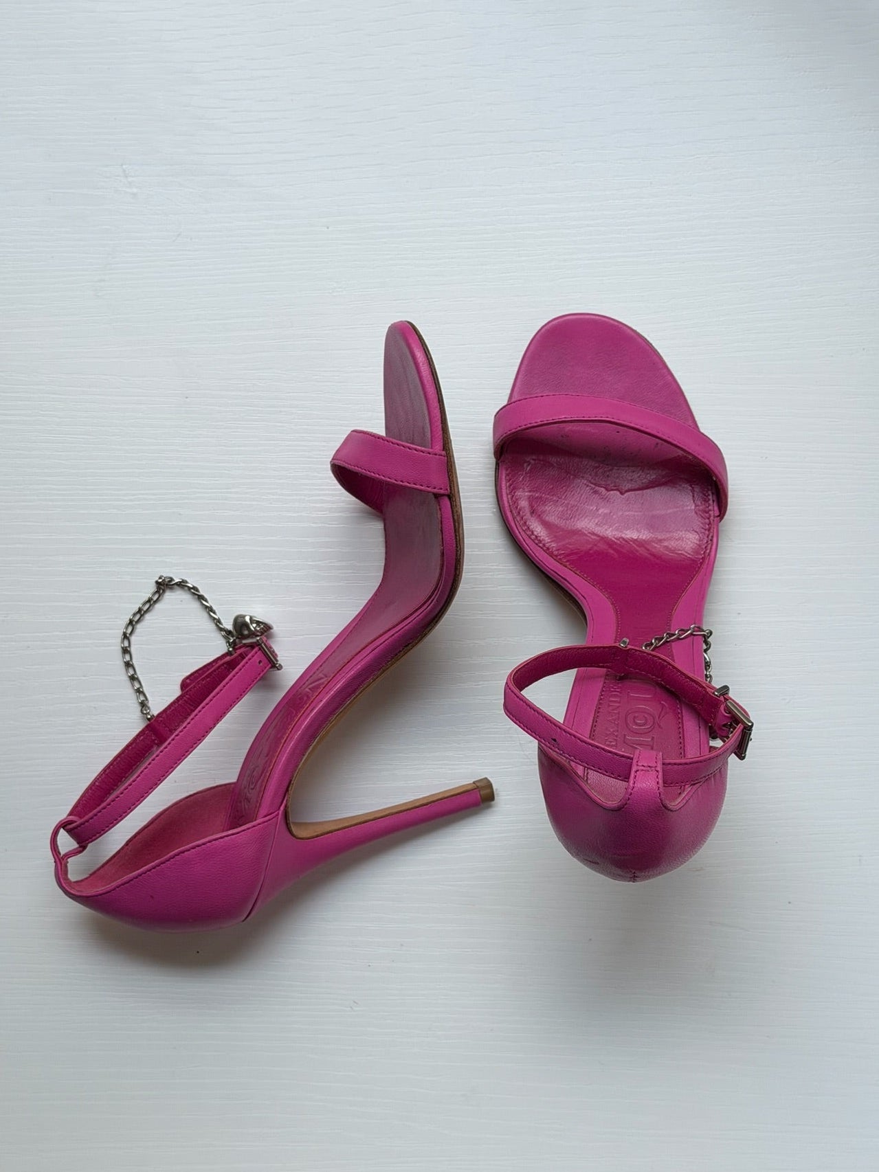 Alexander McQueen Pink Heels w/ Skull Detail (IT 36)