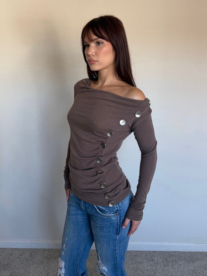 asymmetrical top with buttons 