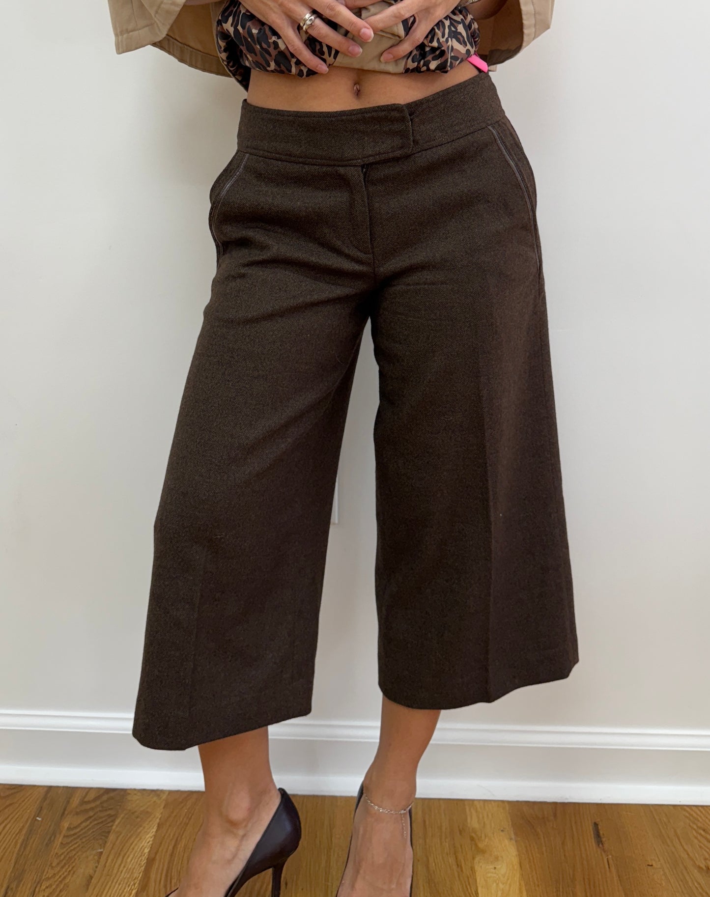Brown Cropped Capri