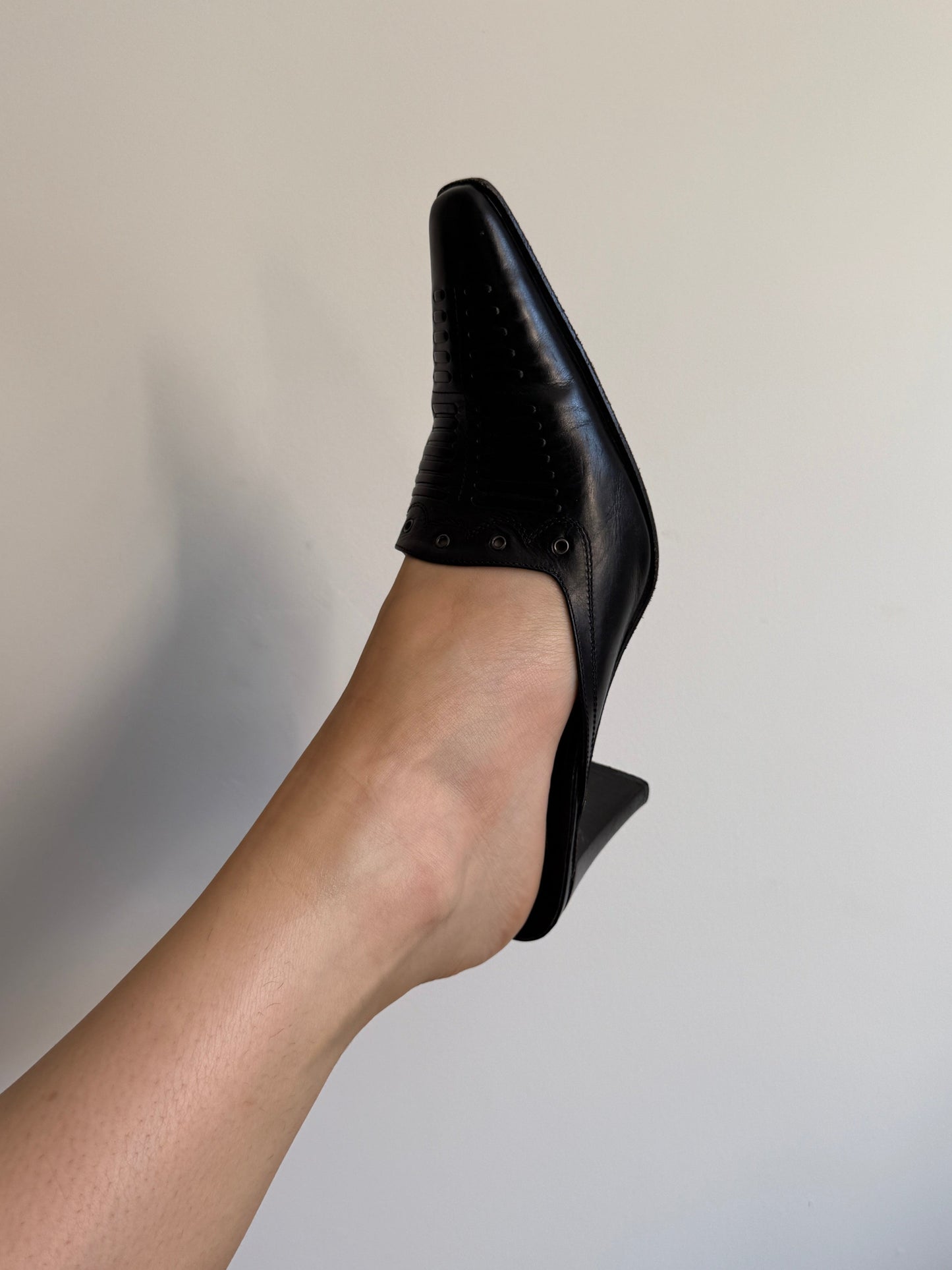 Black Western Mule 10