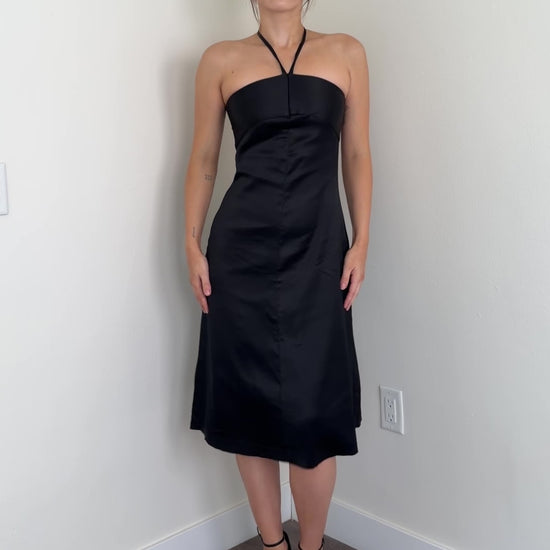 video of black dress from different angles