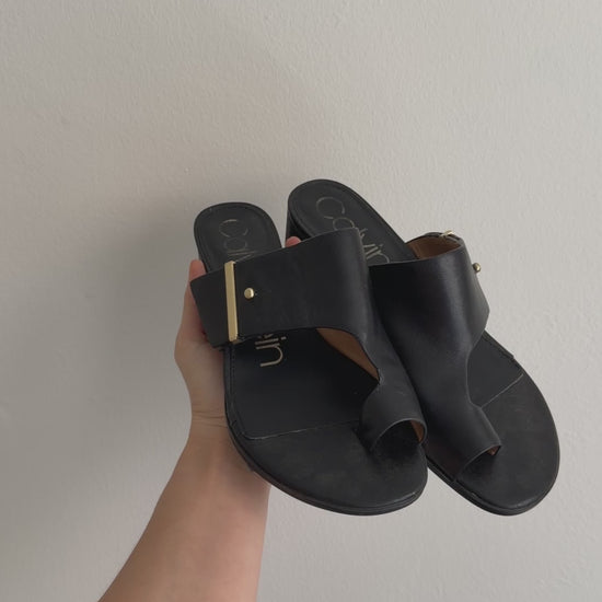 video of calvin klein sandals