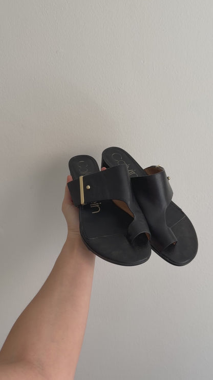 video of calvin klein sandals